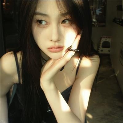 女人和枪封面